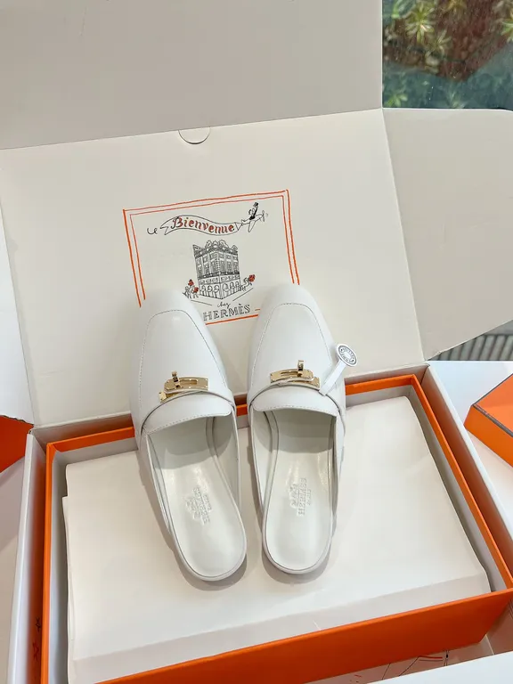 Hermes Shoe 